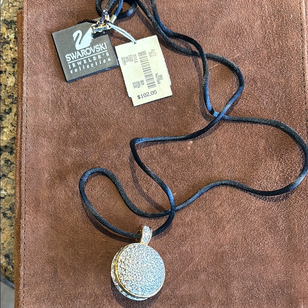 Swarovski Silver Pendant Necklace